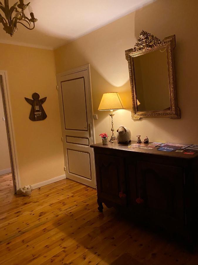 Chez Helene 3 Etoiles, Labellise Disabled Pmr,Pour 4 Personnes Chiens Bienvenus-Pet Friendly Apartman Bourg-Madame Kültér fotó