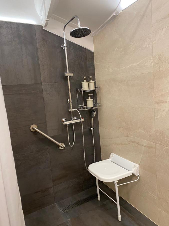 Chez Helene 3 Etoiles, Labellise Disabled Pmr,Pour 4 Personnes Chiens Bienvenus-Pet Friendly Apartman Bourg-Madame Kültér fotó
